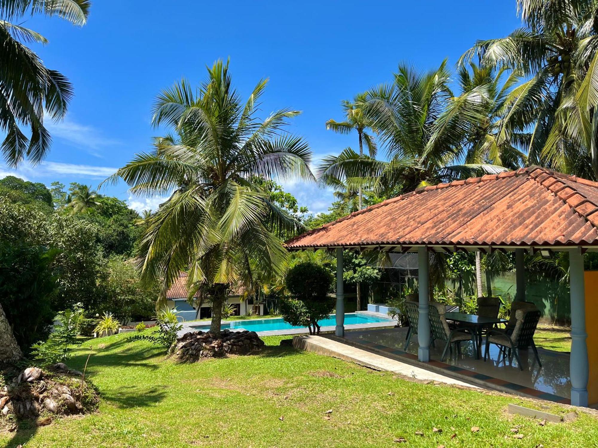 Garden Haven Hikkaduwa Villa Bagian luar foto