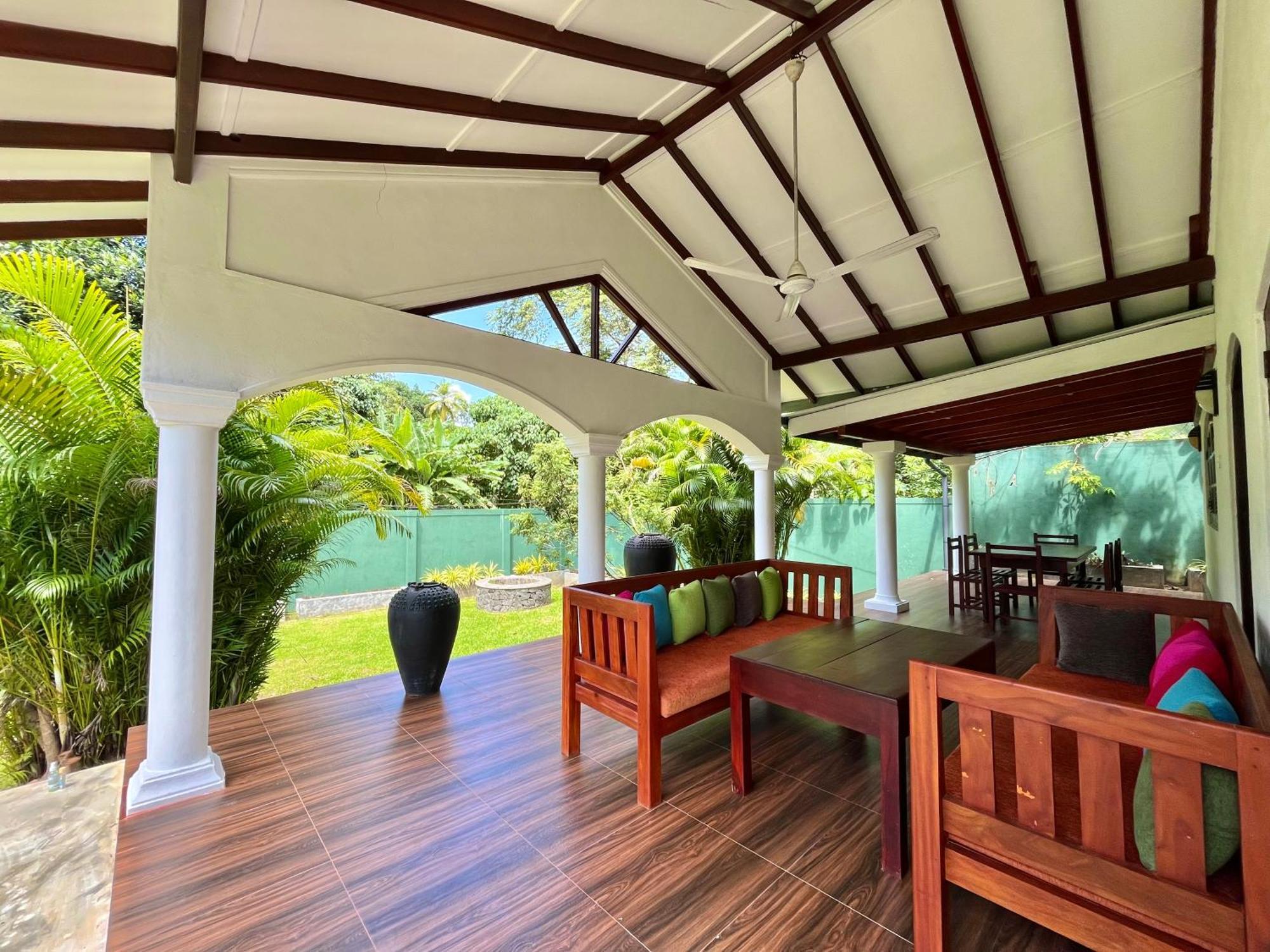 Garden Haven Hikkaduwa Villa Bagian luar foto
